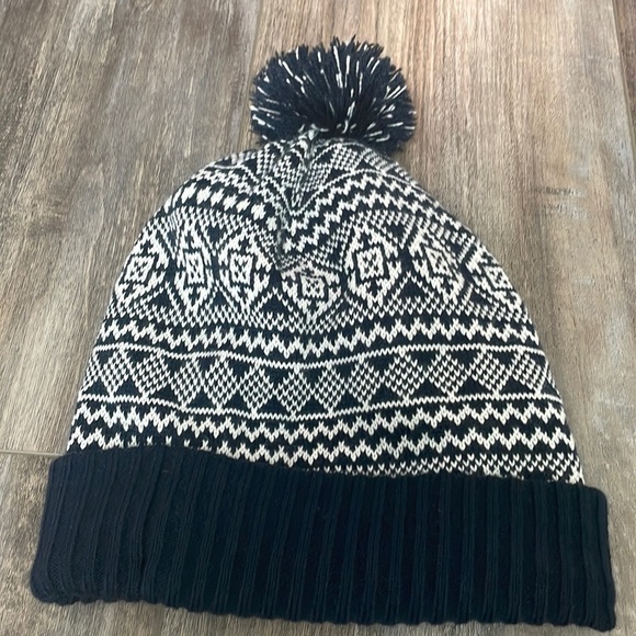 Lands' End Pompom Winter Beanie Hat Navy/White - Picture 1 of 4